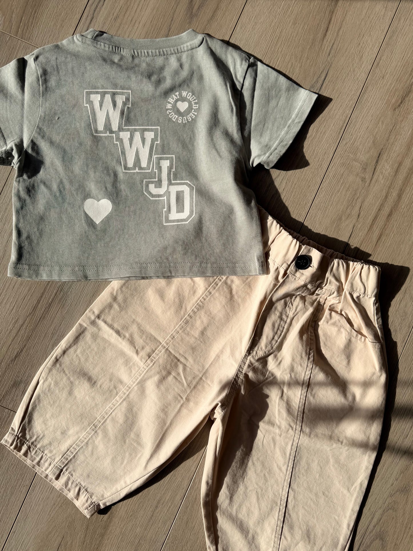 WWJD Varsity Kids Tee